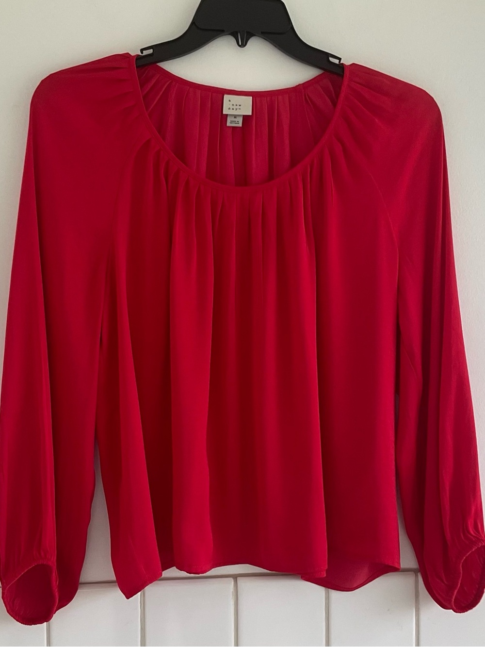 a new day  Red Scoop Neck Long Sleeve Blouse Sz M. NWOT